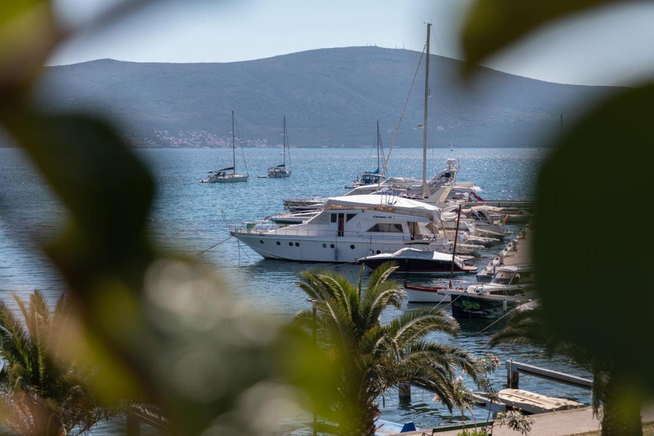 Villa Popovic Tivat Eksteriør billede