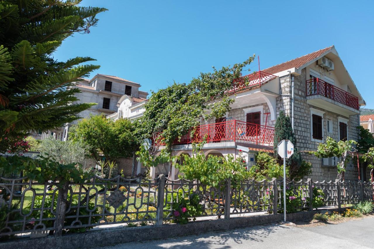 Villa Popovic Tivat Eksteriør billede