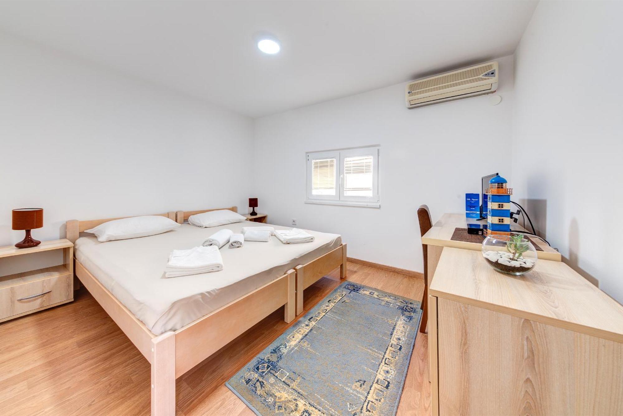 Villa Popovic Tivat Eksteriør billede