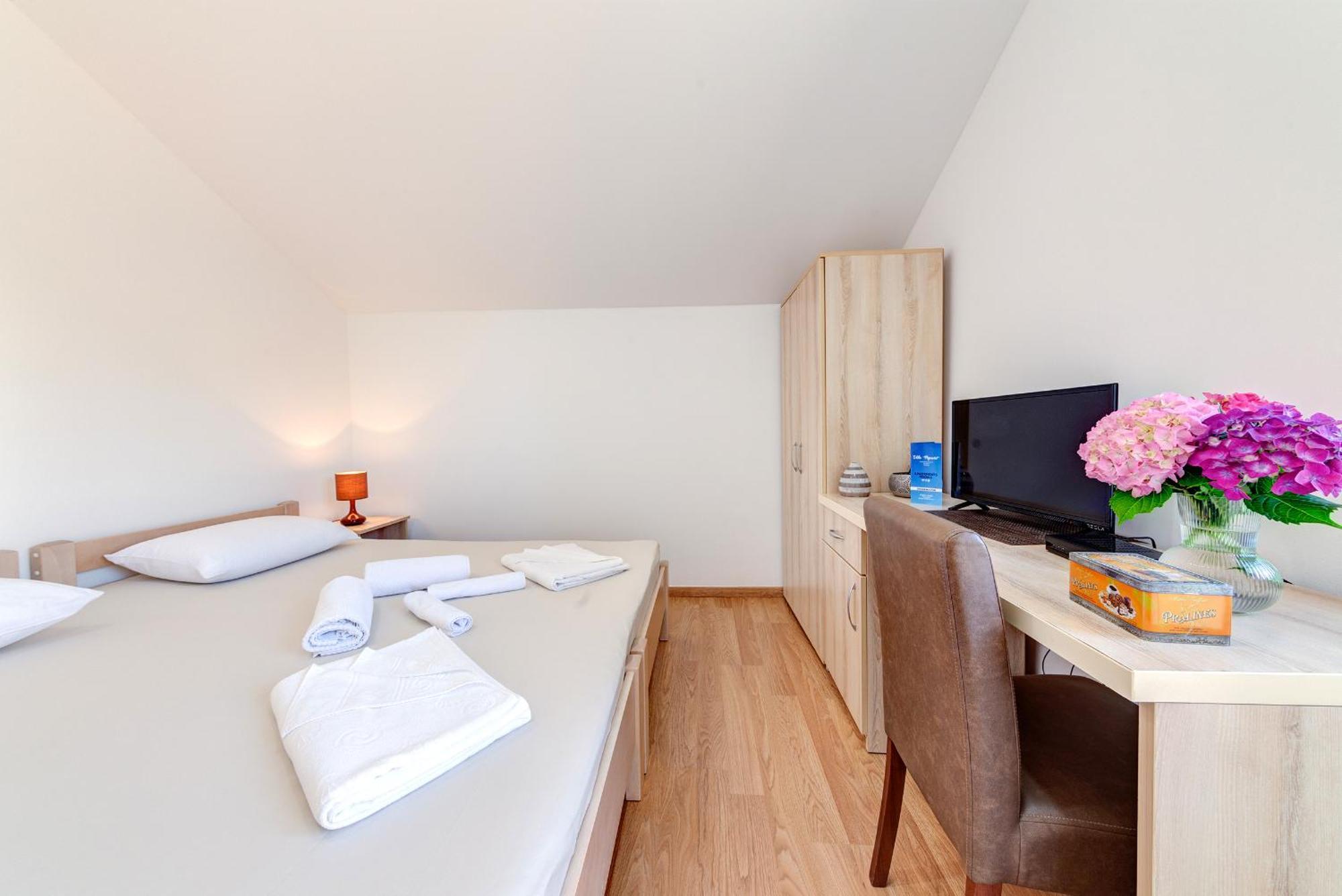Villa Popovic Tivat Eksteriør billede