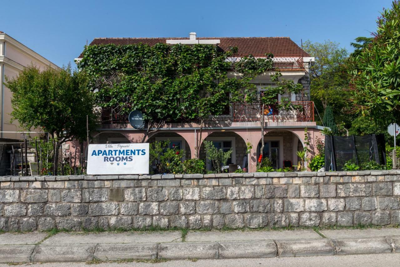 Villa Popovic Tivat Eksteriør billede
